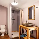 Le Logis Du Prieure Nyaraló *