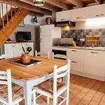 Le Logis Du Prieure Nyaraló