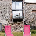 Nyaraló Le Logis Du Prieure