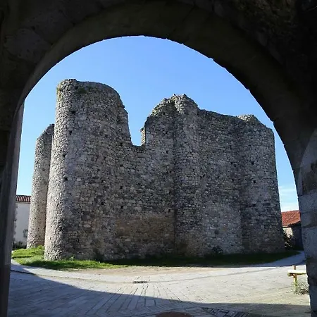 Semesterbostad Le Logis Du Prieure Les Châtelliers-Châteaumur