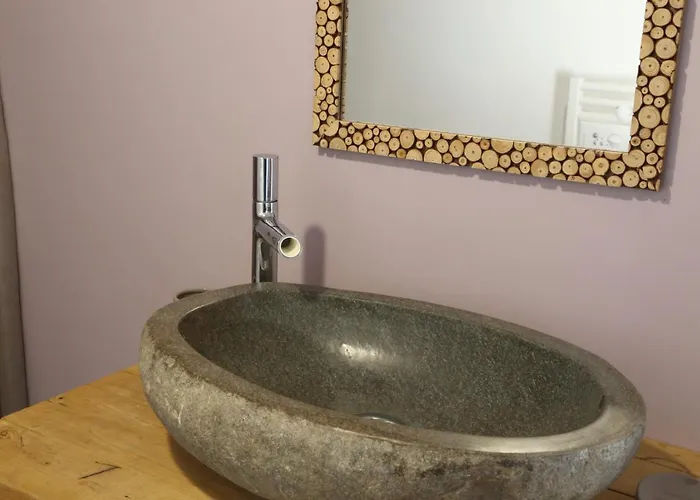 Le Logis Du Prieure Hébergement de vacances