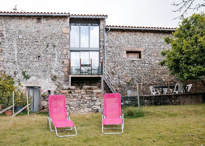 Le Logis Du Prieure Hébergement de vacances *